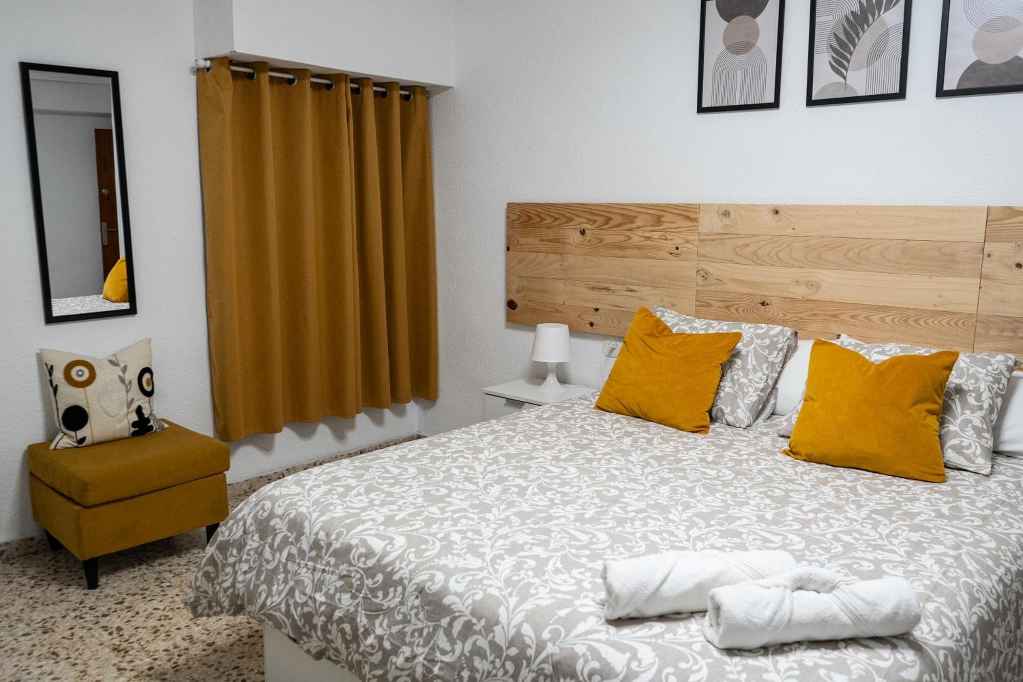 Zabas Rooms 알보라야 외부 사진